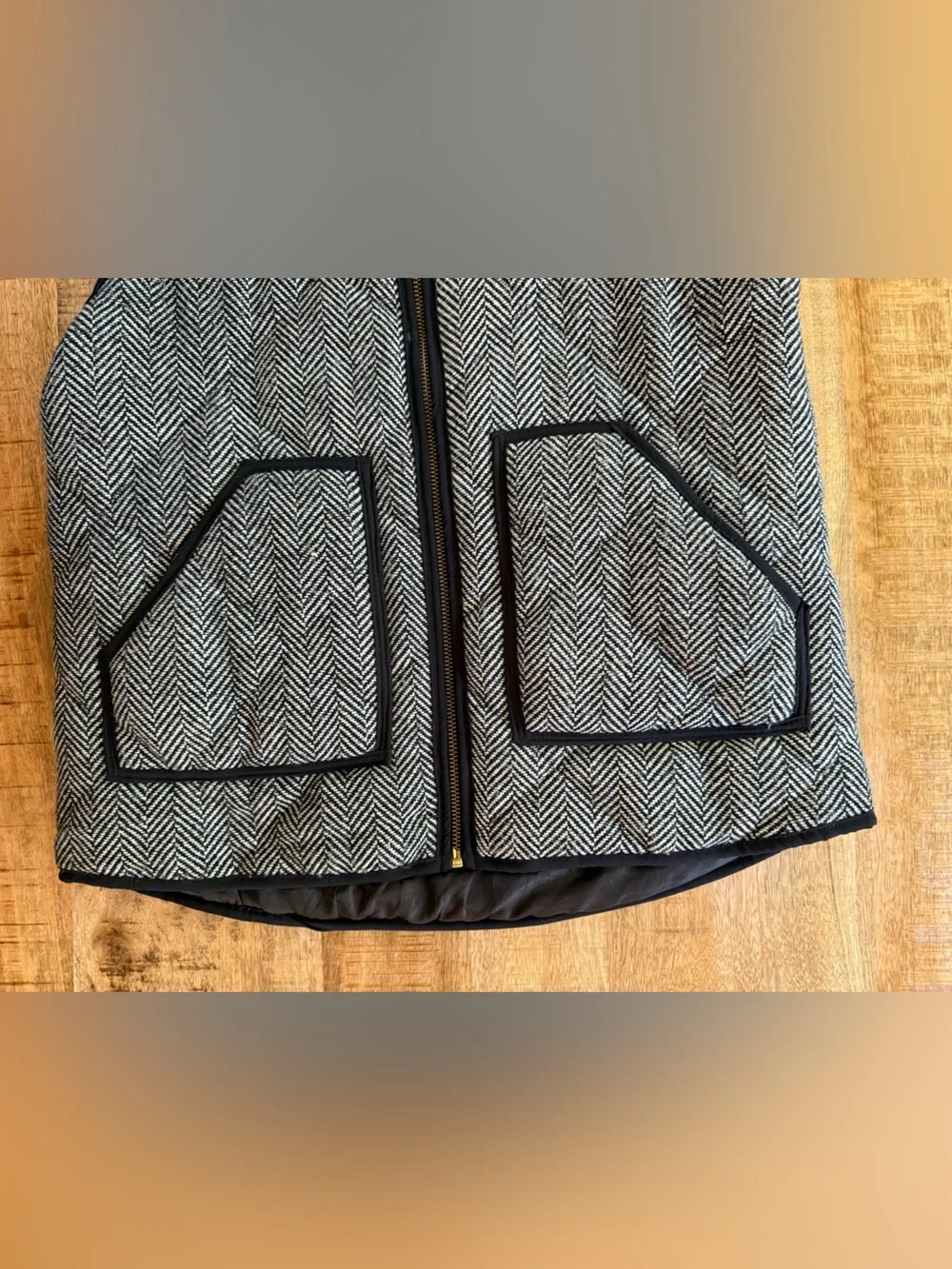 MEROKEETY Black White Herringbone Zip Front Vest Gold Tone Zipper Pockets